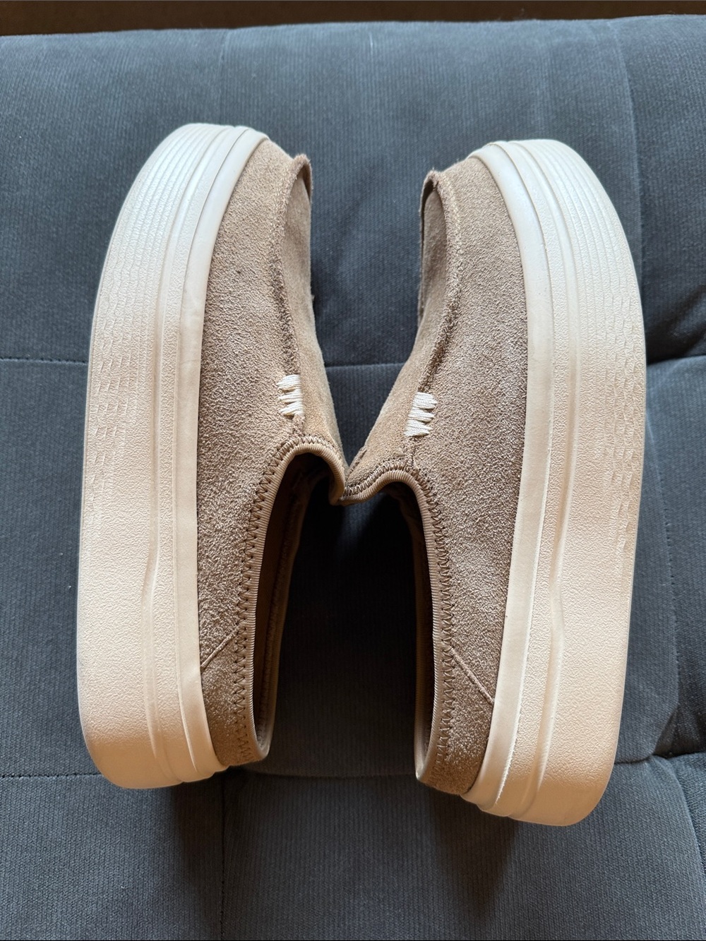 Hey Dude Austin Lift Women's Slip-On Mules in Light Tan Suede - Picture 5 of 7